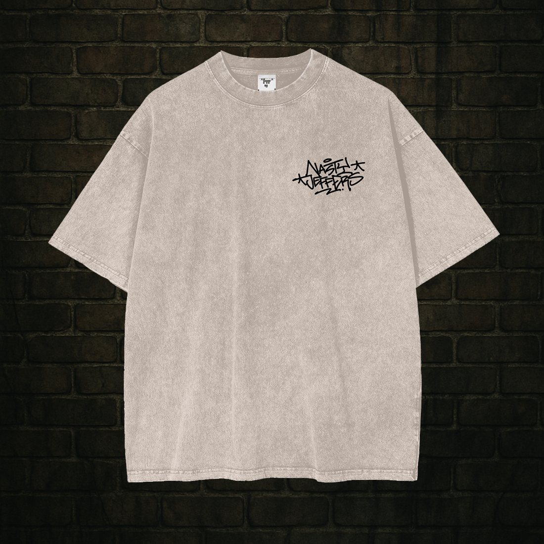 GUTS T-SHIRT